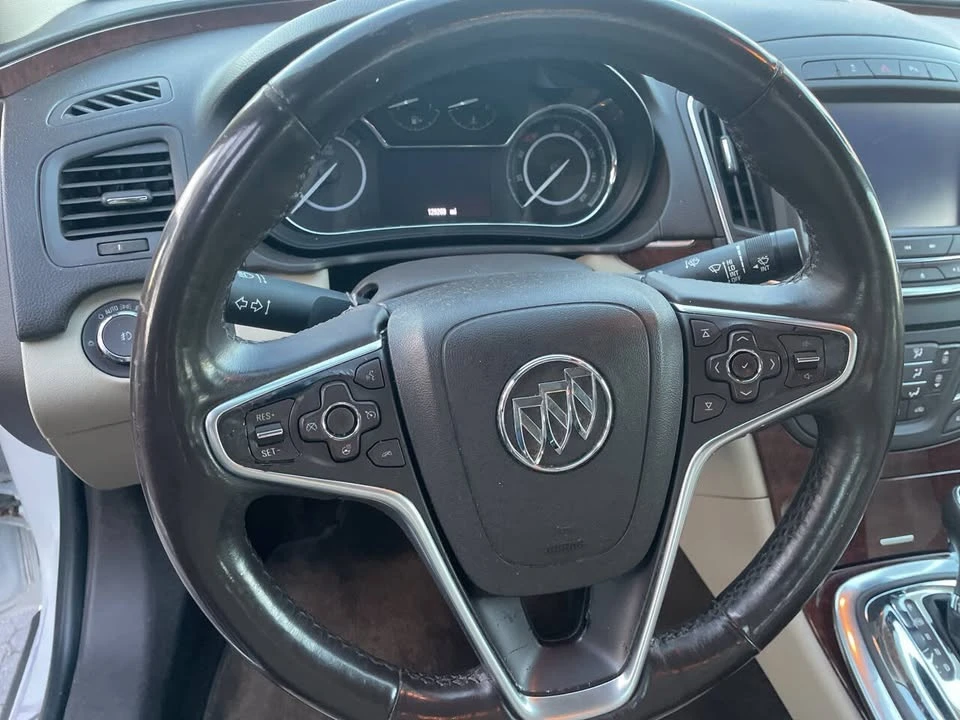 2017 Buick Regal - Image 11 of 20