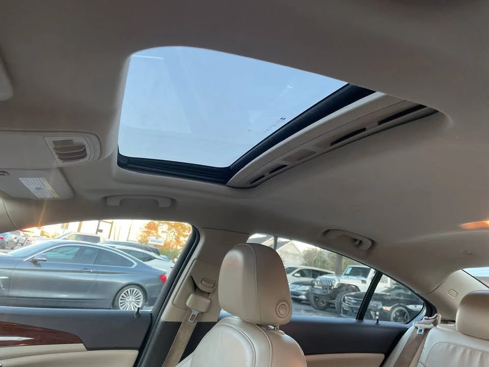 2017 Buick Regal - Image 15 of 20