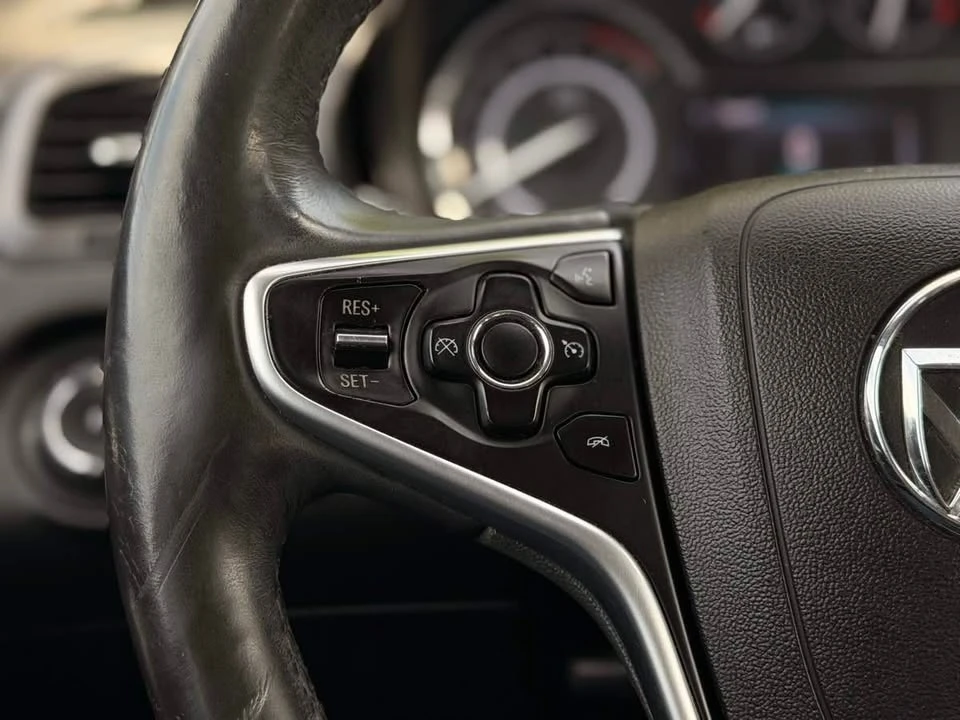 2017 Buick Regal - Image 14 of 20