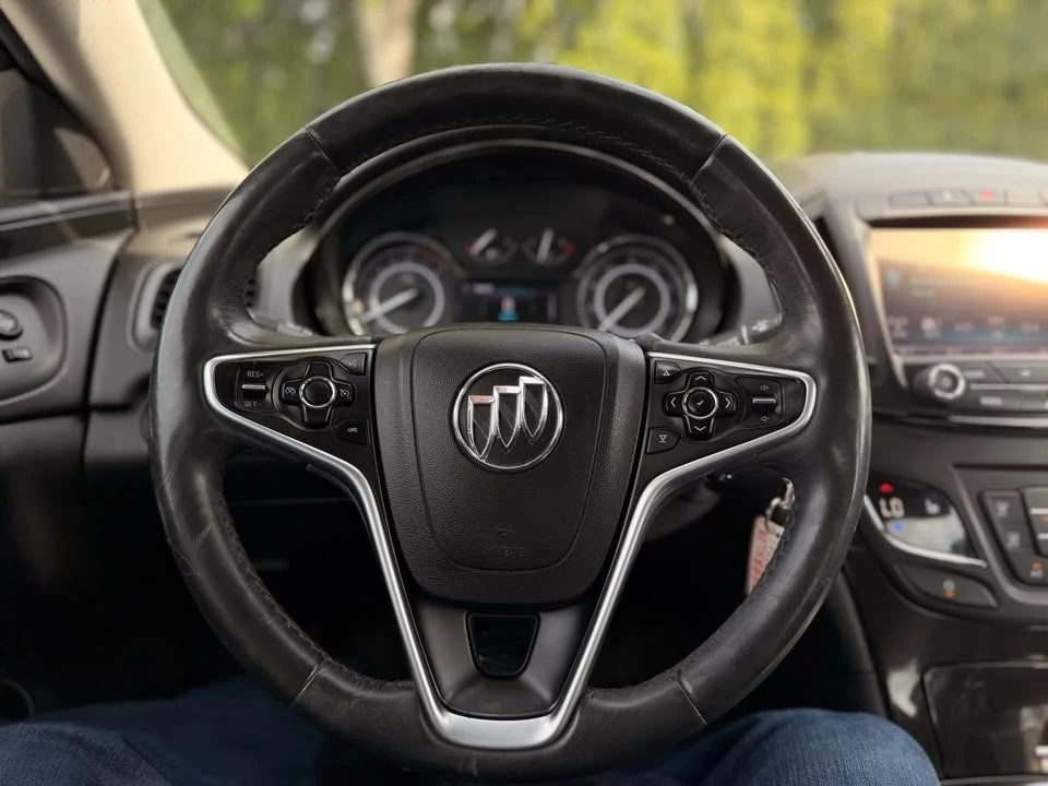 2017 Buick Regal - Image 12 of 20