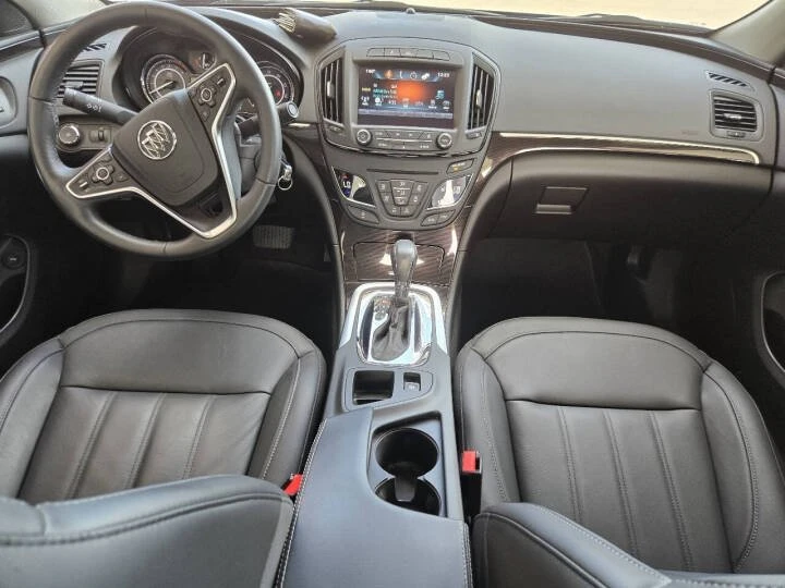 2017 Buick Regal - Image 9 of 17