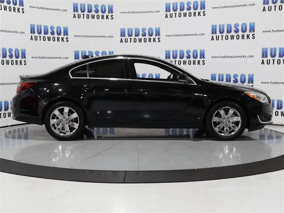 2017 Buick Regal - Image 7 of 31