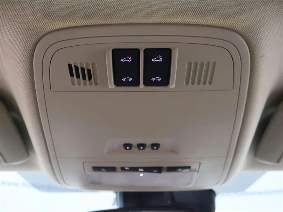 2017 Buick Regal - Image 24 of 31
