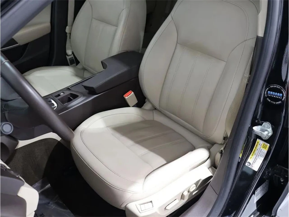 2017 Buick Regal - Image 16 of 31