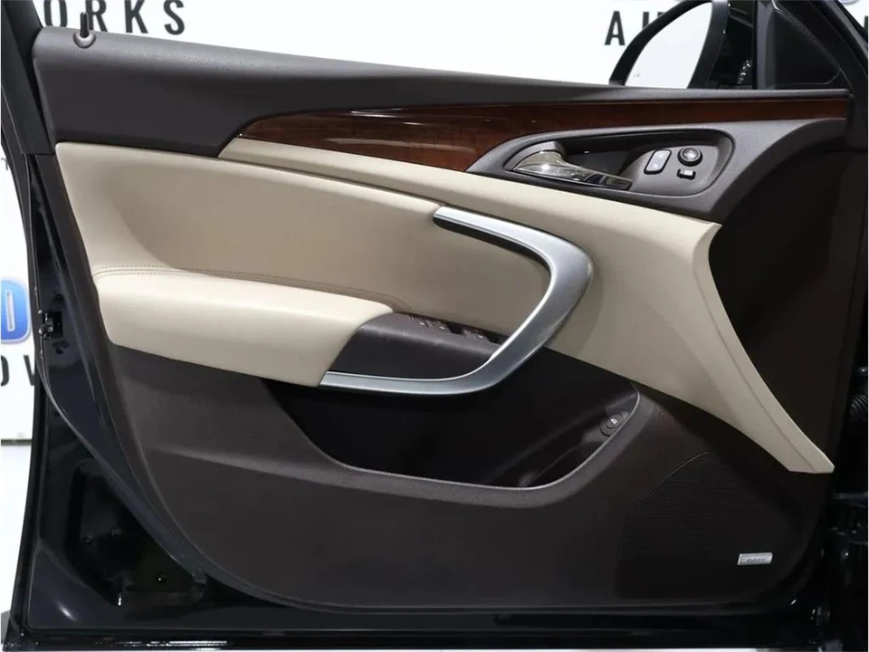 2017 Buick Regal - Image 10 of 31