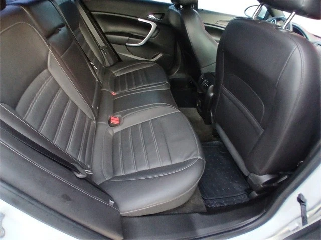 2017 Buick Regal - Image 19 of 21