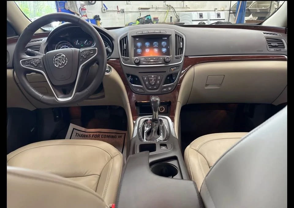 2017 Buick Regal - Image 8 of 9