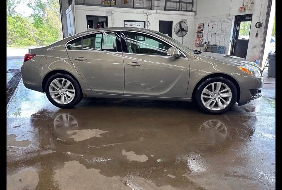 2017 Buick Regal - Image 3 of 9