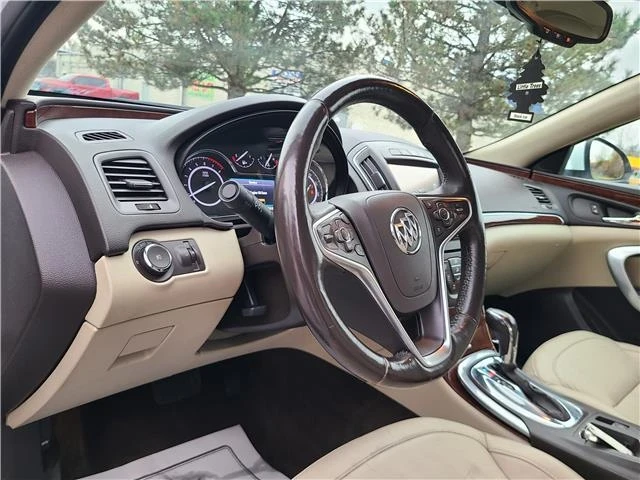 2017 Buick Regal - Image 9 of 12