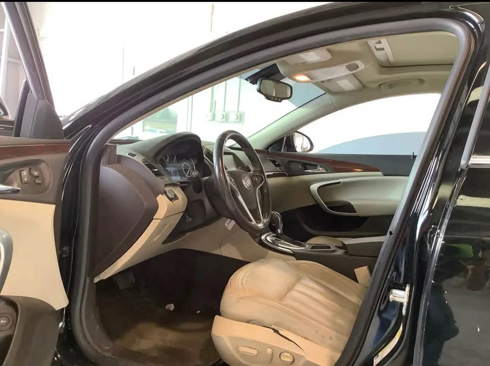 2017 Buick Regal - Image 4 of 5