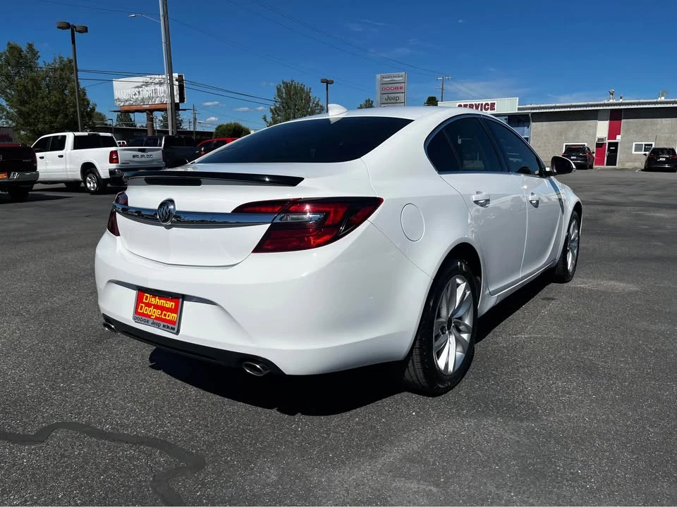 2017 Buick Regal - Image 6 of 16
