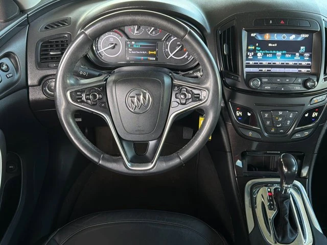 2017 Buick Regal - Image 13 of 20