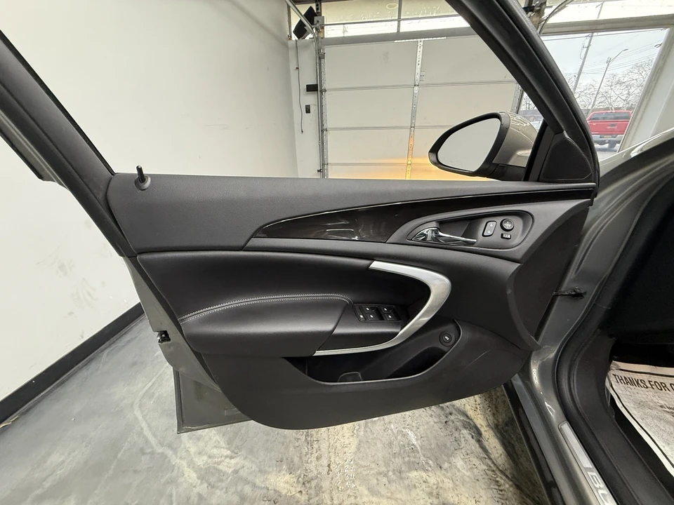 2017 Buick Regal - Image 11 of 21