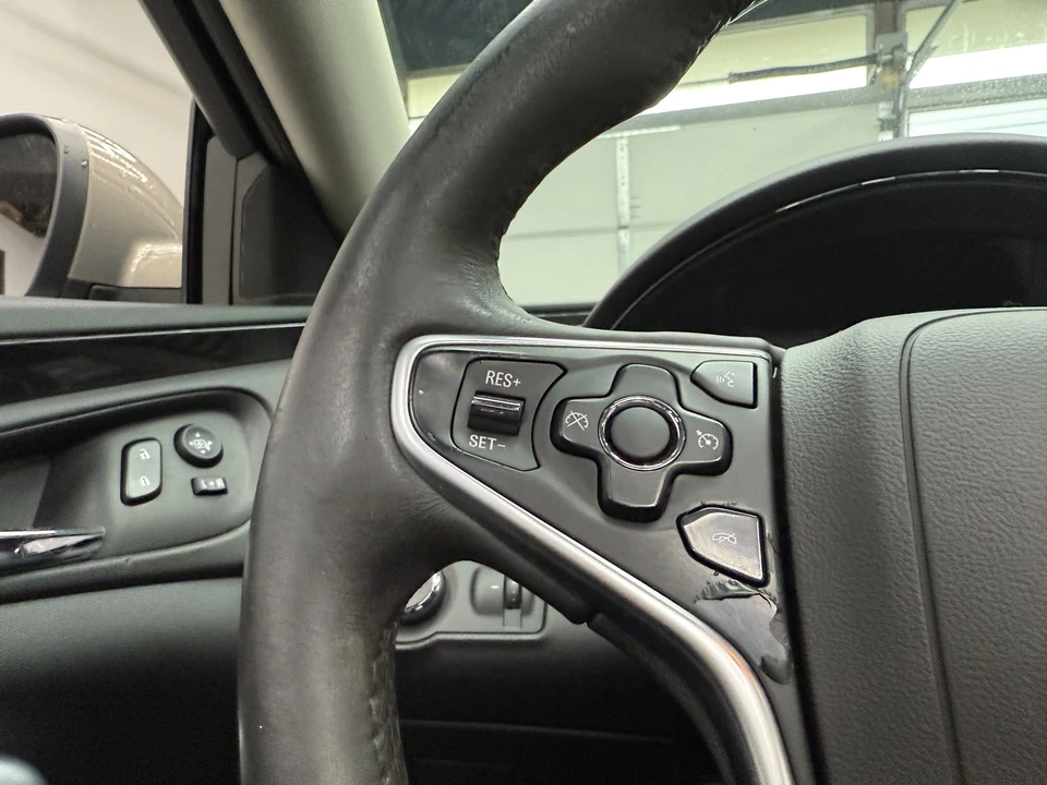 2017 Buick Regal - Image 14 of 21