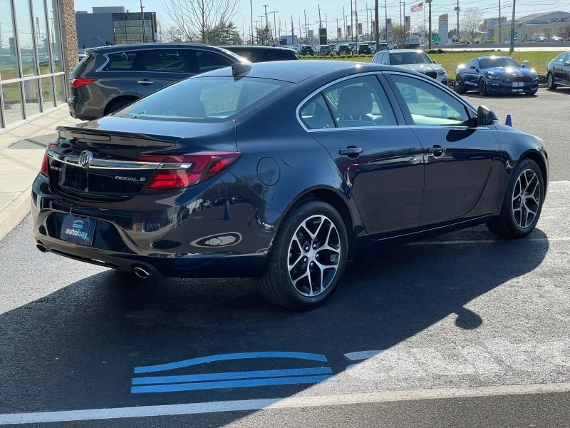 2017 Buick Regal - Image 9 of 12