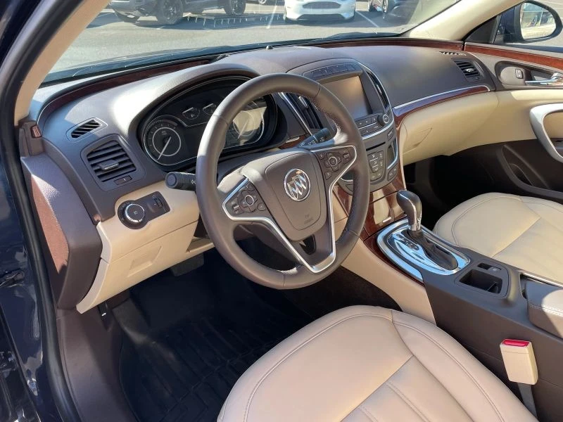 2017 Buick Regal - Image 2 of 12