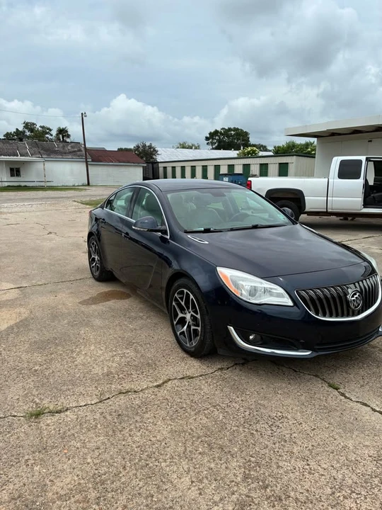 2017 Buick Regal - Image 3 of 11