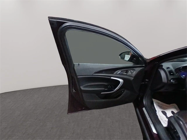 2017 Buick Regal - Image 11 of 21