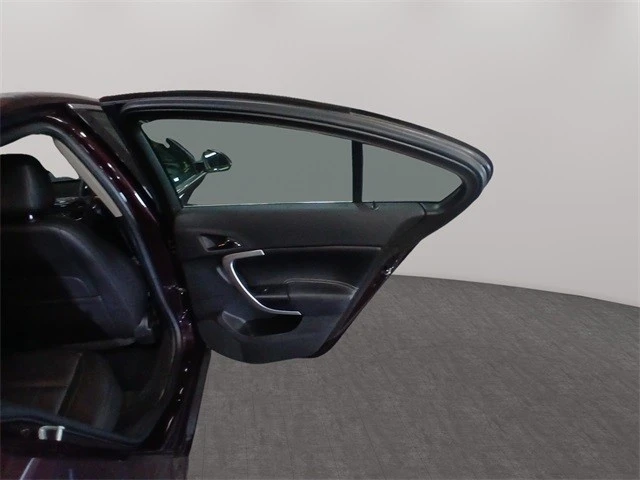 2017 Buick Regal - Image 18 of 21