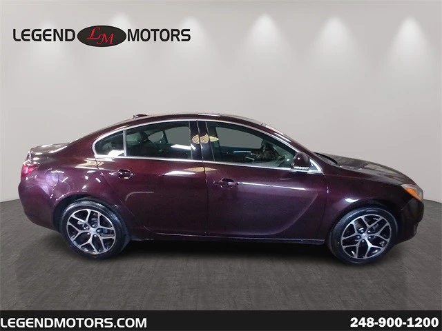 2017 Buick Regal - Image 9 of 21