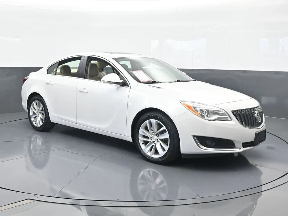 2017 Buick Regal - Image 8 of 12