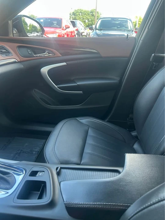 2017 Buick Regal - Image 7 of 13