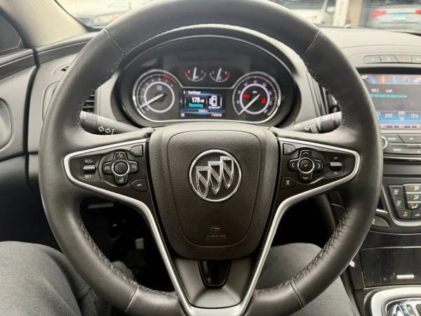 2017 Buick Regal - Image 14 of 20
