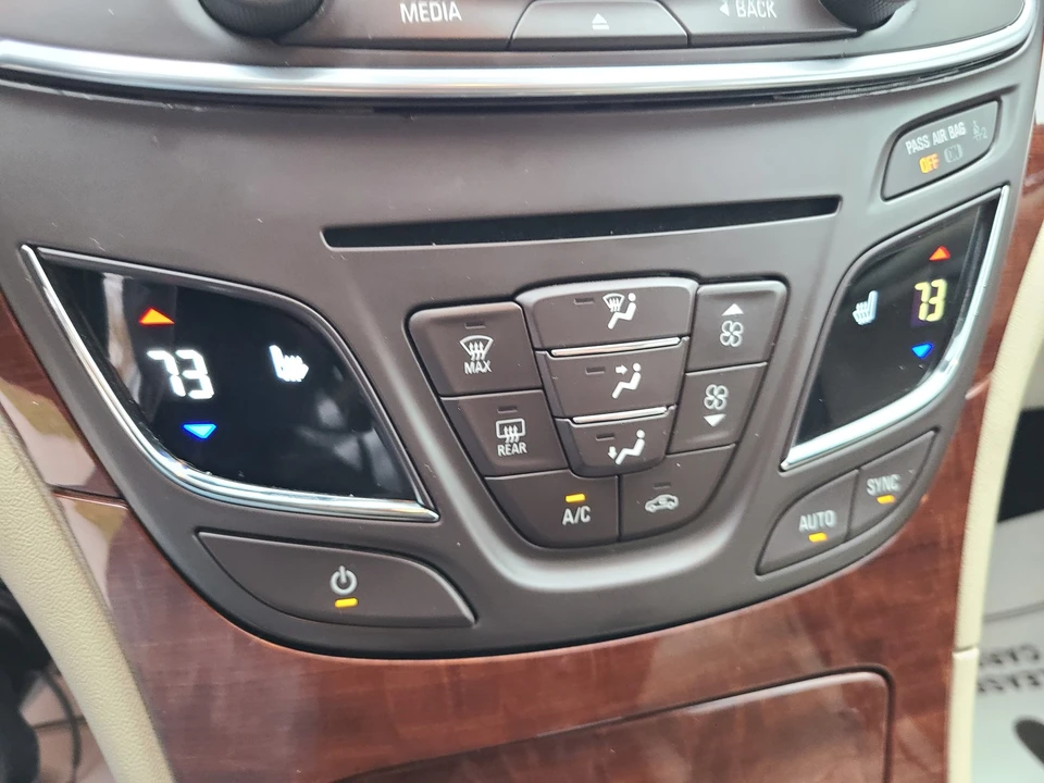 2017 Buick Regal - Image 20 of 21