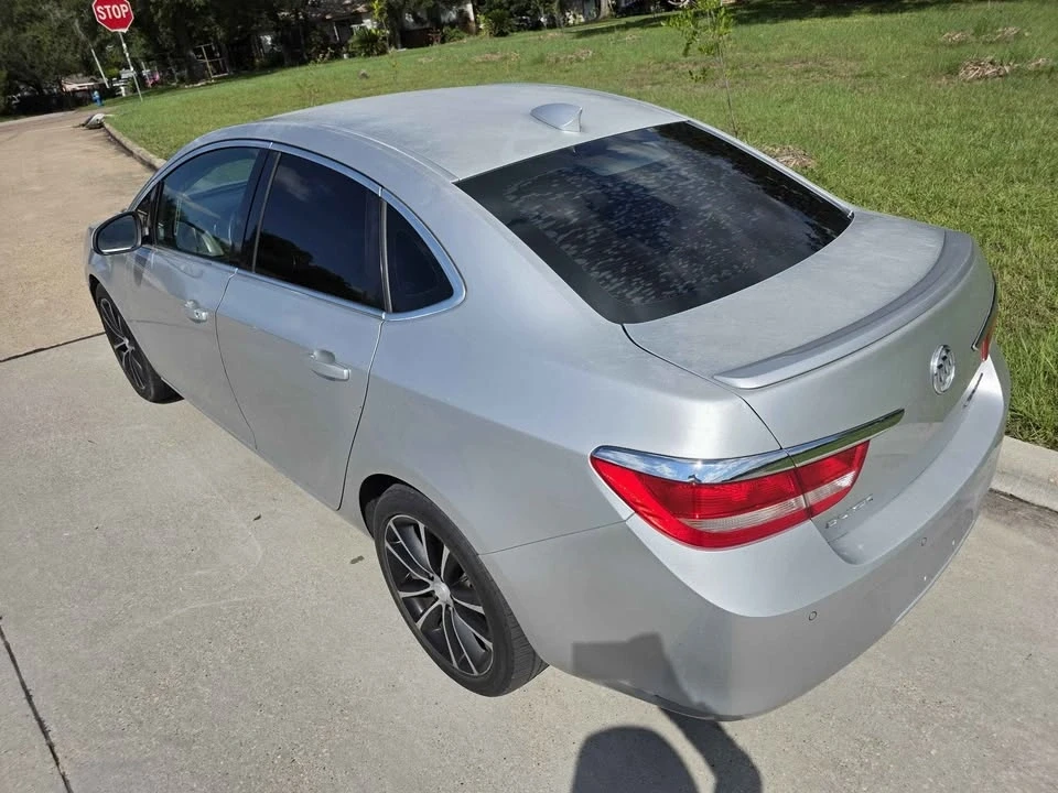 2017 Buick Verano - Image 4 of 10