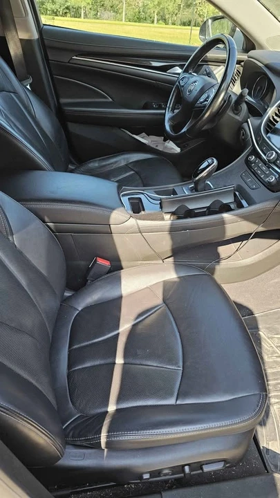 2017 Buick LaCrosse - Image 7 of 10