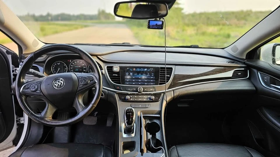 2017 Buick LaCrosse - Image 6 of 10