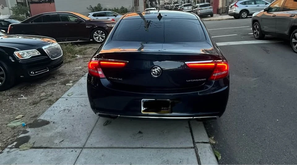2017 Buick LaCrosse - Image 9 of 10
