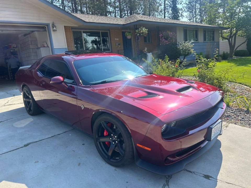 2017 Dodge Challenger SRT Hellcat 3rd Gen - Image 2 of 7