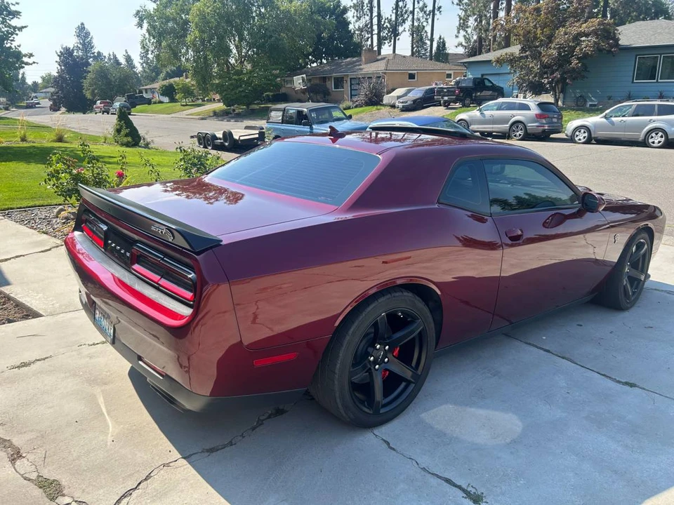 2017 Dodge Challenger SRT Hellcat 3rd Gen - Image 3 of 7