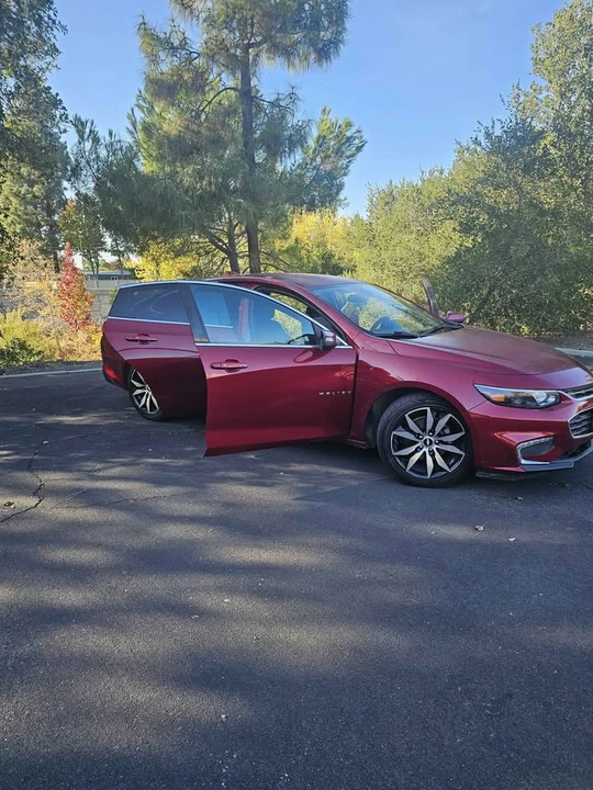 2017 Chevrolet Malibu - Image 10 of 19