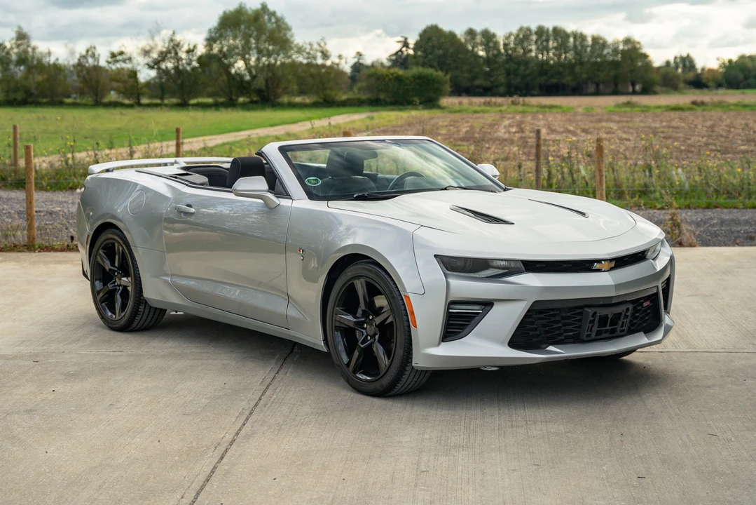 2017 Chevrolet Camaro SS 6th Gen - Image 2 of 31