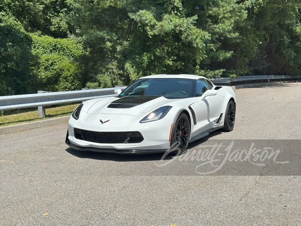 2017 Chevrolet Corvette C7 Z06 - Image 9 of 12
