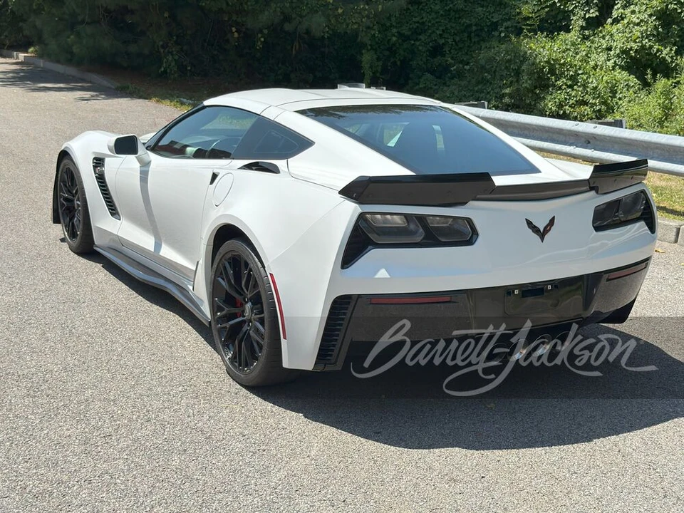 2017 Chevrolet Corvette C7 Z06 - Image 5 of 12