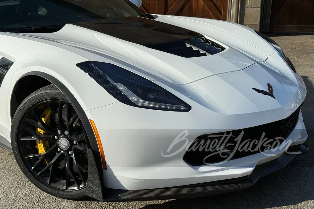 2017 Chevrolet Corvette C7 Z06 - Image 16 of 31