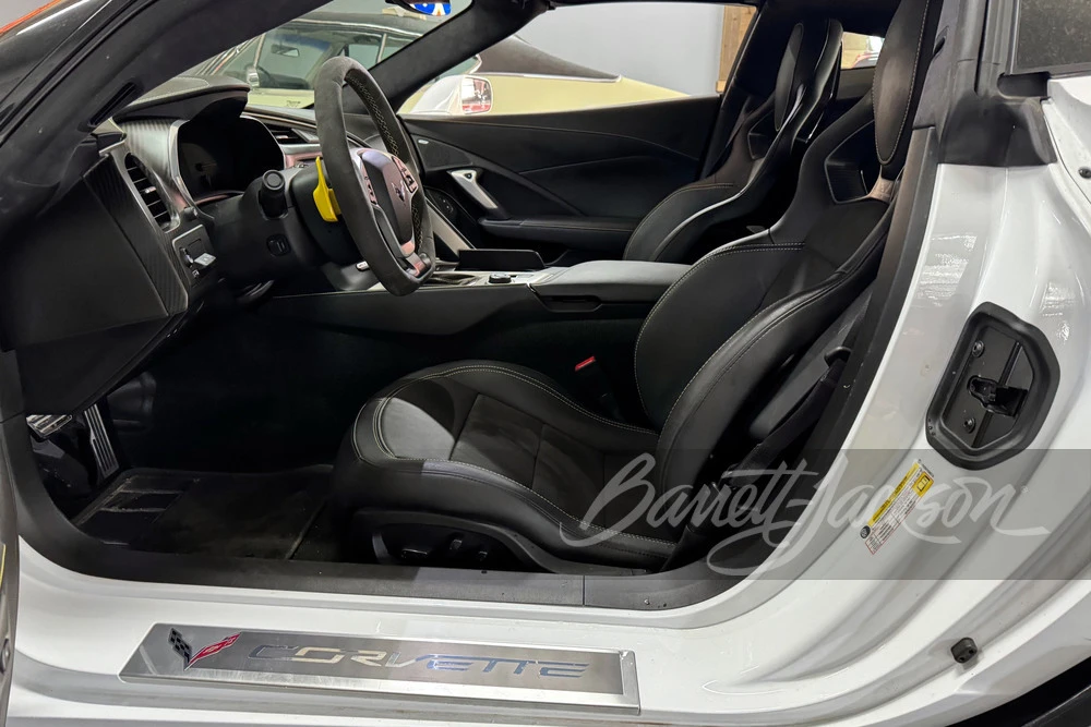 2017 Chevrolet Corvette C7 Z06 - Image 19 of 31