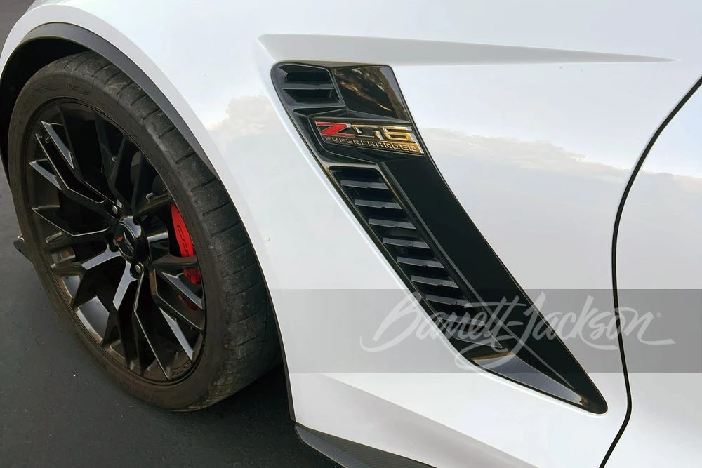 2017 Chevrolet Corvette C7 Z06 - Image 16 of 31