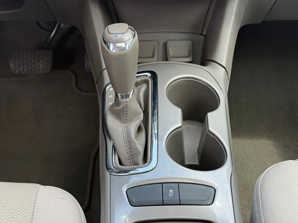 2017 Chevrolet Cruze - Image 18 of 21