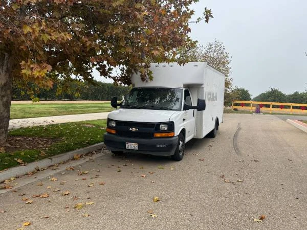 2017 Chevrolet Express - Image 12 of 13
