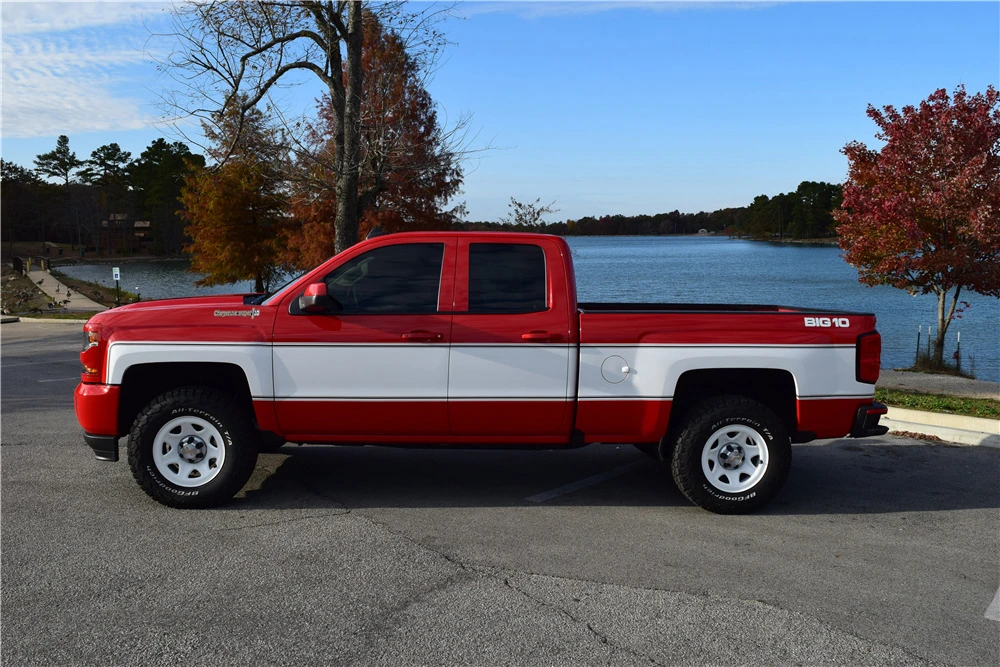 2017 Chevrolet Silverado 3rd Gen - Image 5 of 5