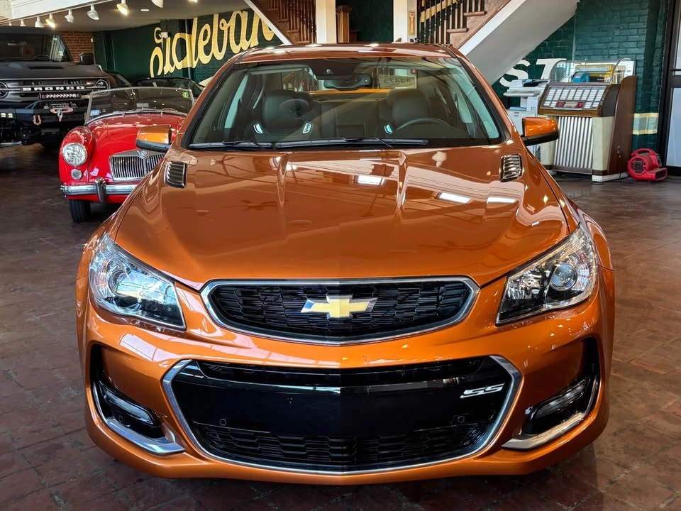 2017 Chevrolet SS - Image 2 of 10