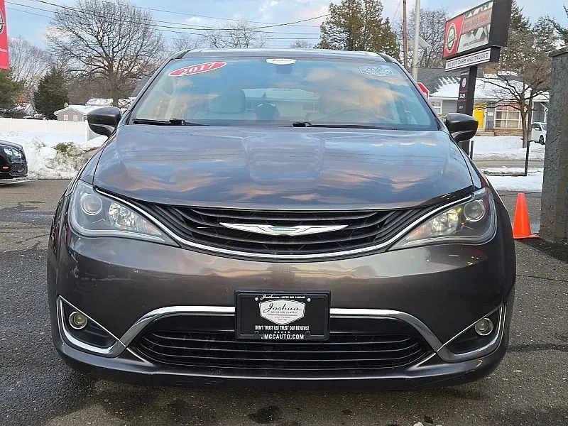 2017 Chrysler - Image 2 of 12