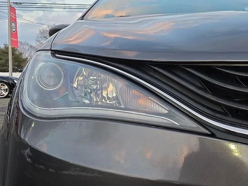 2017 Chrysler - Image 9 of 12