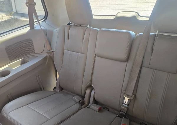 2017 Chrysler Town & Country - Image 14 of 31