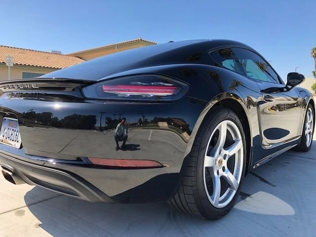2017 Porsche 718 Cayman - Image 13 of 14