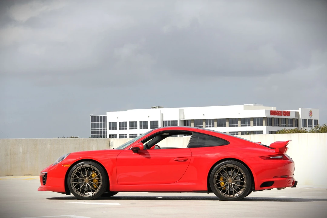 2017 Porsche 991 Carrera - Image 12 of 31